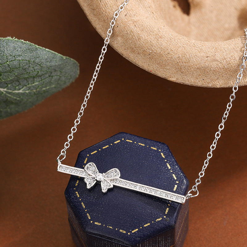 New Womens Stylish Bow Neckpiece Zircon Necklace
