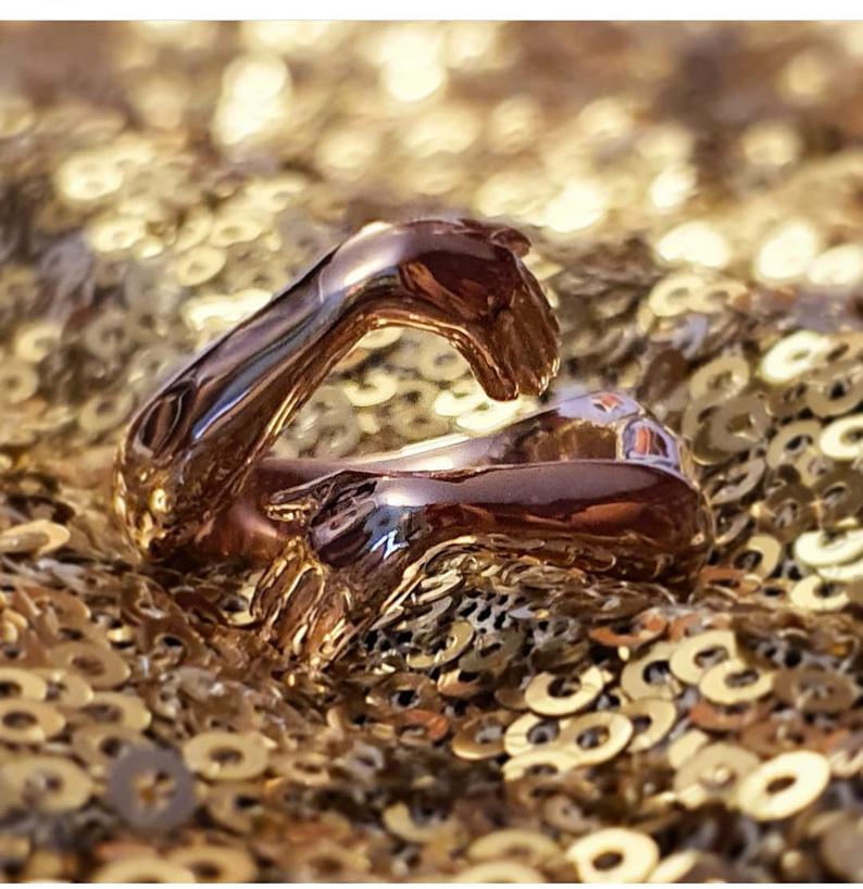 Gold and Silver Ring Simple And Creative Love Hands Embracing Ring