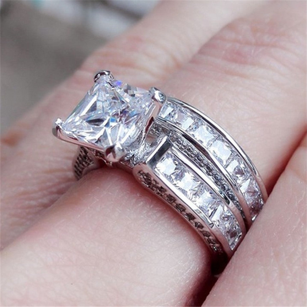 Diamond Ring New Style Charm Couple Rings His Her Silver Color Princess Cut CZ Anniversary Promise Wedding Engagement Ring Sets