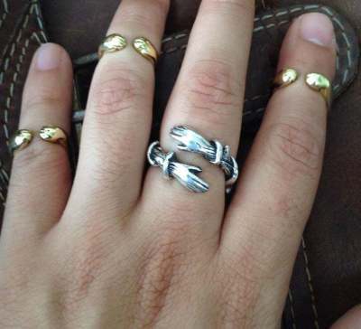 Gold and Silver Ring Simple And Creative Love Hands Embracing Ring