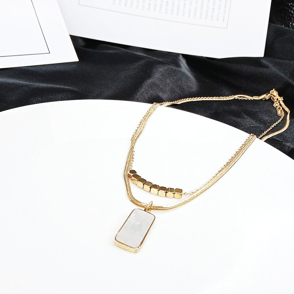 Simple Bafang Lai Cai Necklace Mother Of Pearl Titanium Steel Necklace