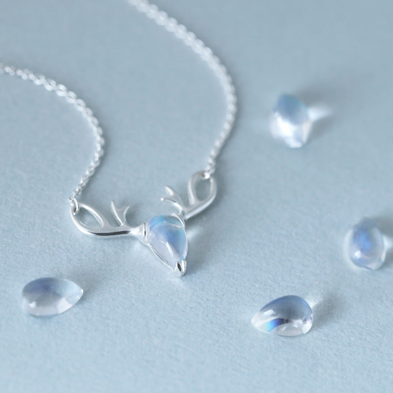 S925 Elk Necklace Forest Moonstone Pendant Clavicle Chain
