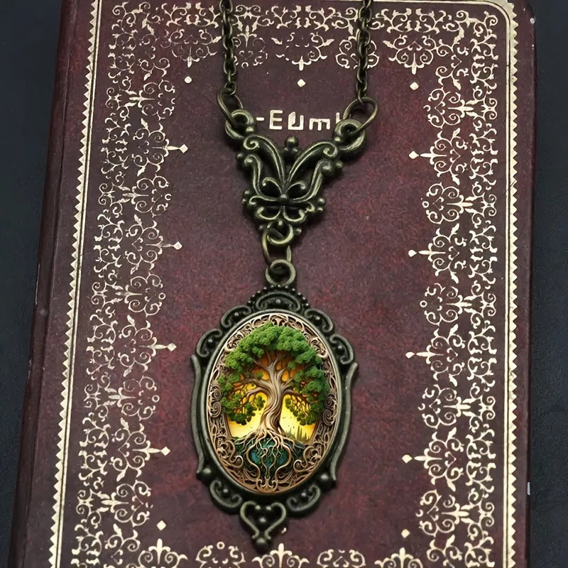 Exquisite Oval Pendant Necklace For Women