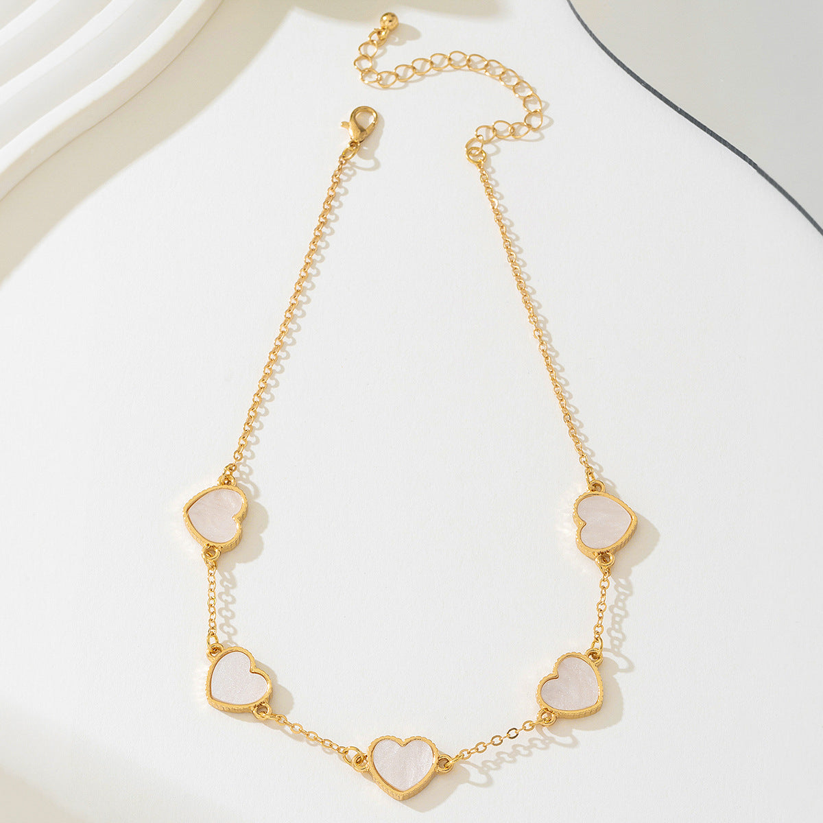 Stylish Simple Versatile Metal Chain With A Chic Vibe
