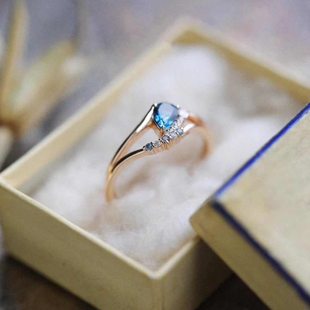 Red Elk S925 Sterling Silver Vintage Blue Zircon Micro Set Ring