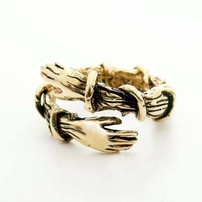 Gold and Silver Ring Simple And Creative Love Hands Embracing Ring