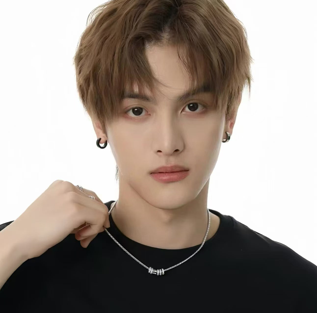 Neutral Cold Wind Sparkling Diamond Ring Pendant