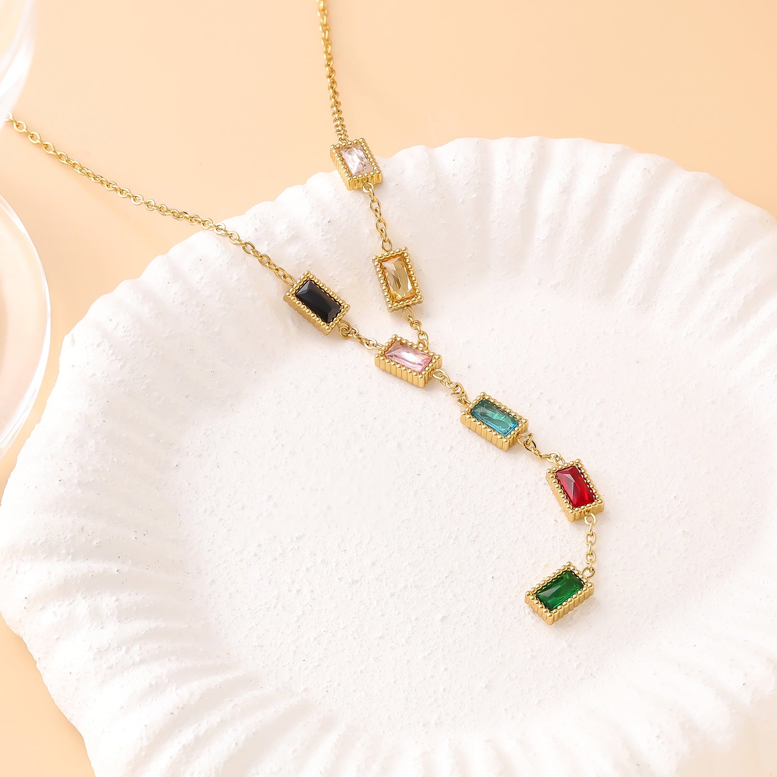 Womens High-End Dopamine-Hued Diamond Statement Necklace